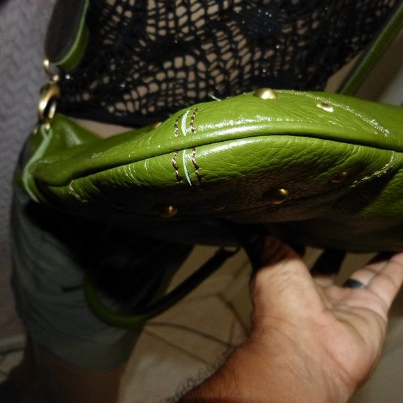 HANDMADE PEBBLED LEATHER CROSSBODY BAG..LIKE NEW - Picture 6 of 11